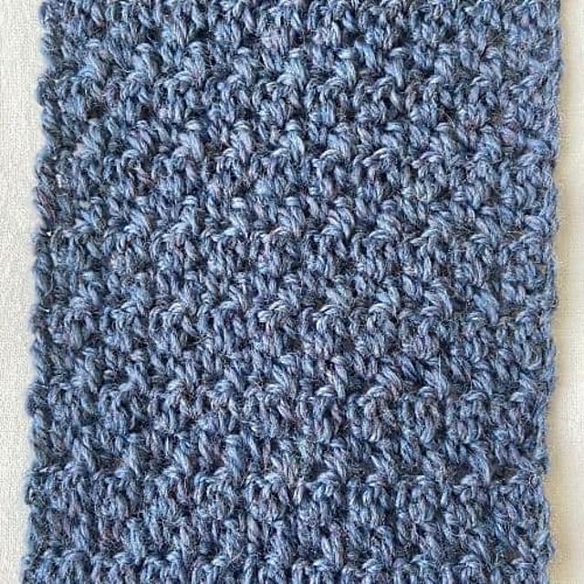 Barlow Scarf