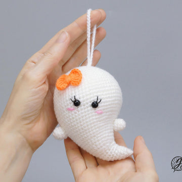Cute Little Ghosts