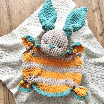 Sleepy Bunny Snuggler Crochet Pattern, Baby Comforter, Security Blanket, Comforter Pattern, PDF in English