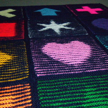 Illusion Shapes Blanket