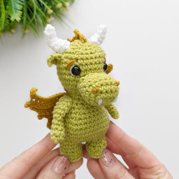 Dragon crochet pattern, amigurumi dragon toy pattern
