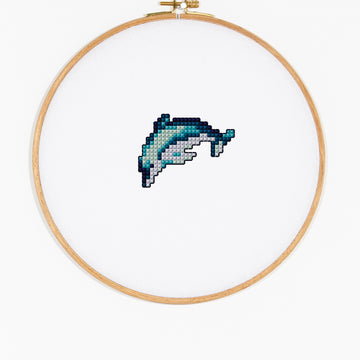 Dolphin in DMC - PAT0111 - Downloadable PDF