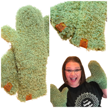 Fur Real Mittens
