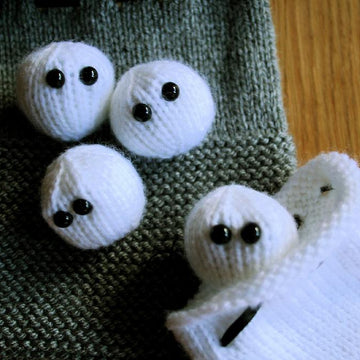 Indoor Snowball Fight Kit