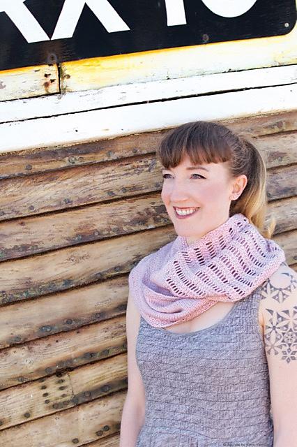 Bagatelle Cowl