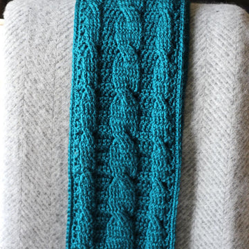 Lynne Marie Cabled Cowl