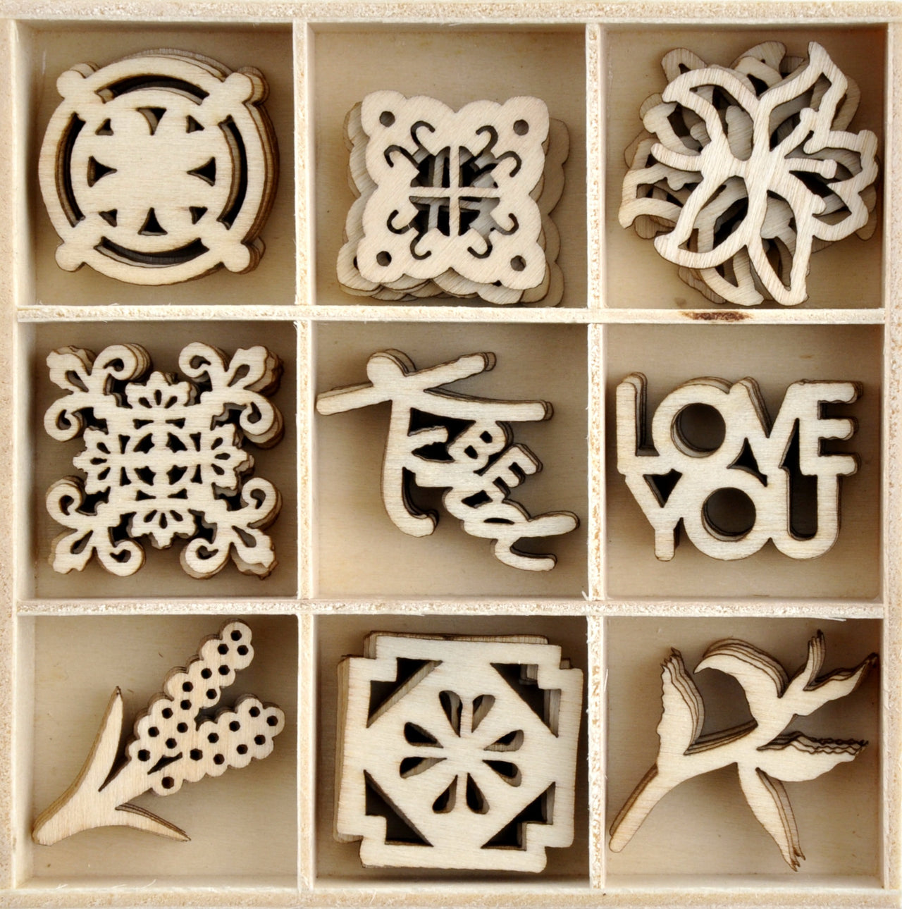 Kaisercraft Wood Mini Themed Embellishments - Lily & Moss