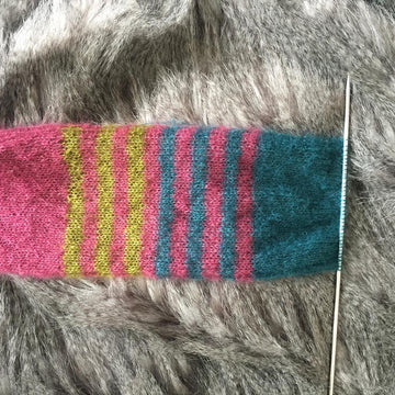 Cafe in New York Infinity Scarf