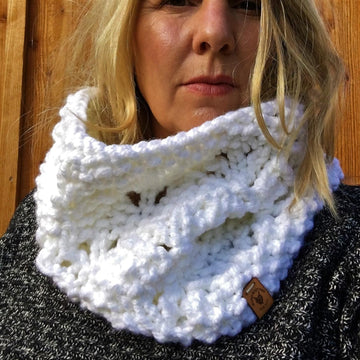 Snowflake Cowl