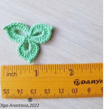 Shamrock motif
