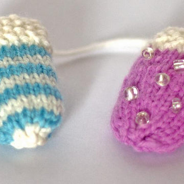 Christmas Glamour Beaded Mini Mittens Decoration
