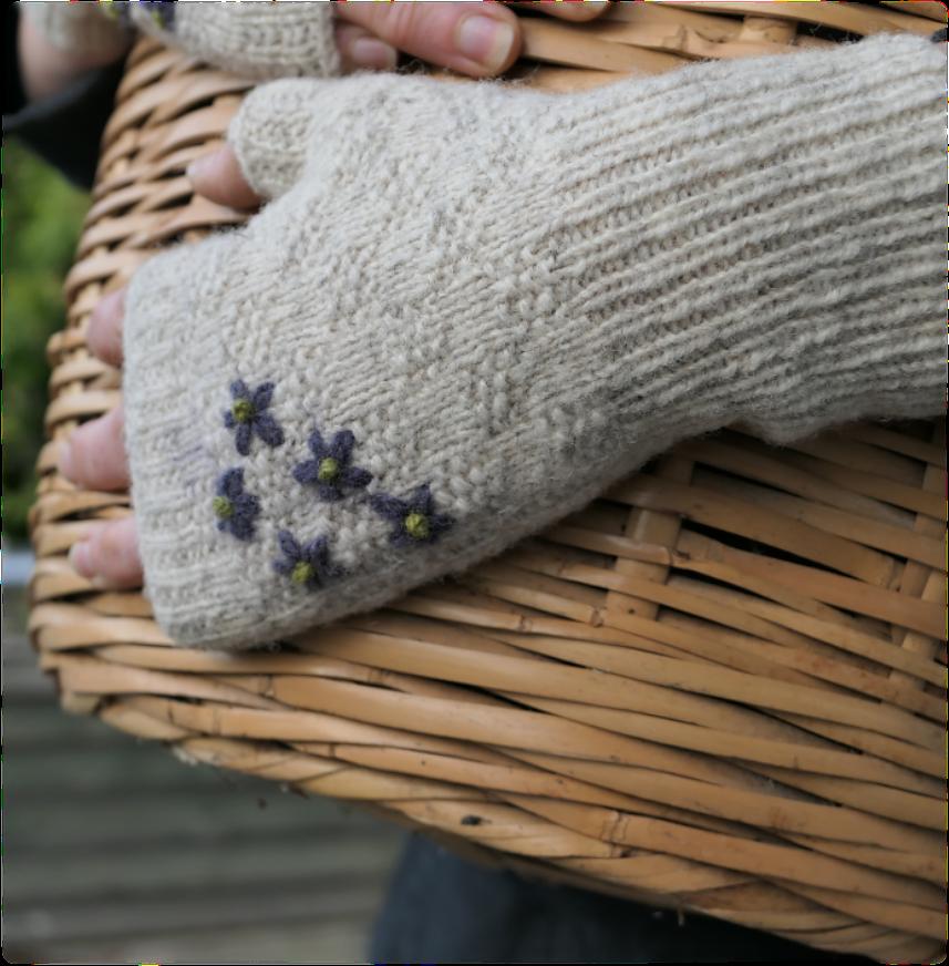 Lazy Daisy Fingerless Mitts