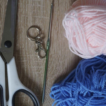 Crochet pattern keychain raindrop Rainy