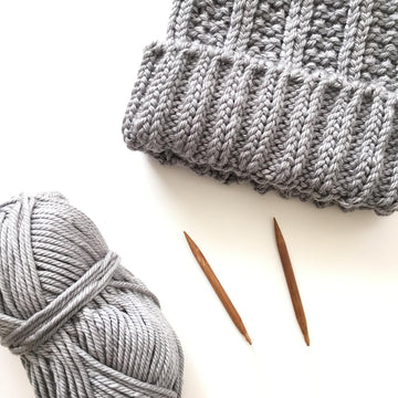 Easy Chunky Beanie Hat Knitting Pattern, Beginner Project