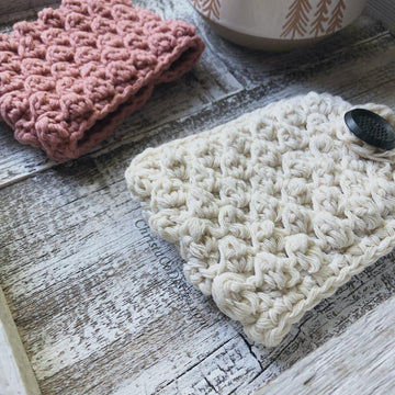 Berry Christmas Cup Cozy