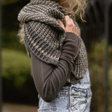Saxon Wrap