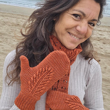 Almost a Love Story Mittens