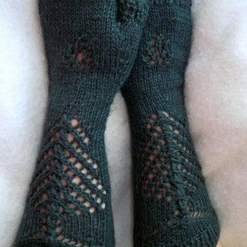 Pine Tree & Cone Fingerless Gloves