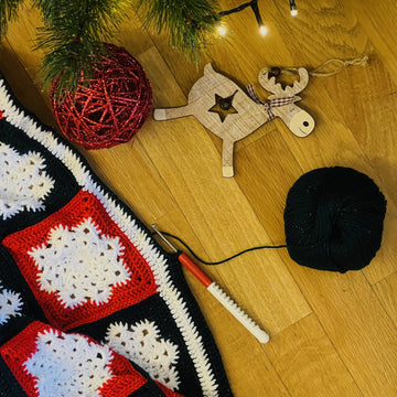 Christmas Snowflake Blanket