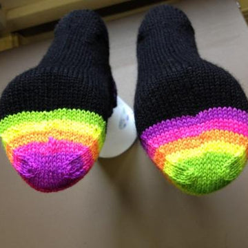 Merlin's Paw Print 4 Ply Sock Pattern