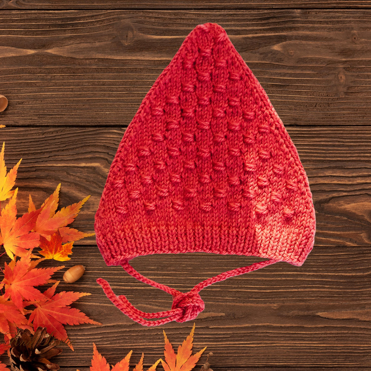 Easy baby gnome hat - DIY elf seamless bonnet