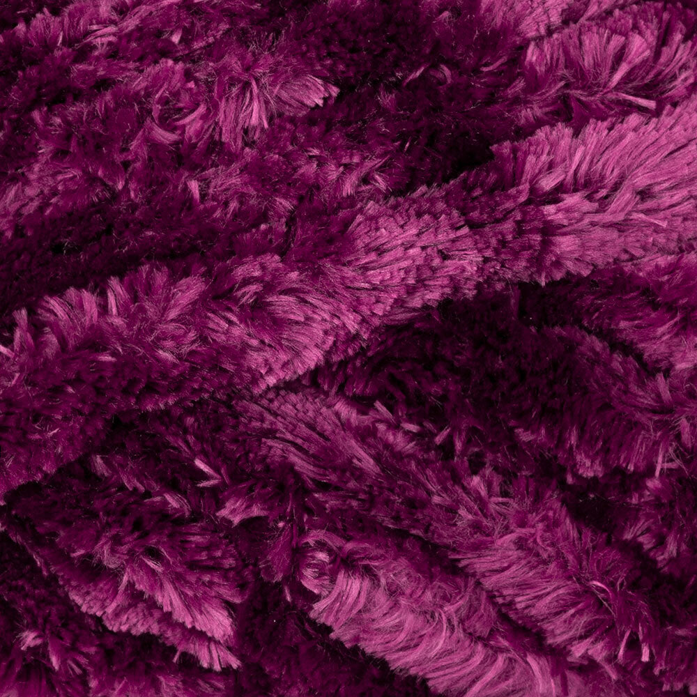 Bernat Velvet Plus