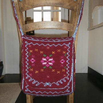 Rambling rose shoulder bag