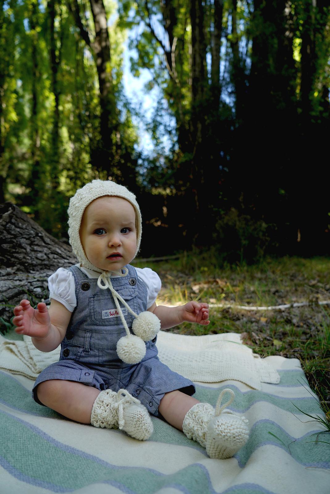 Samantha Pixie Hat and Bootees - Bc74