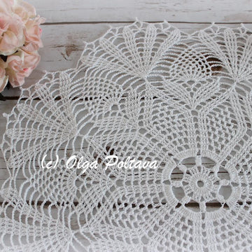 Pineapple Bouquet Doily