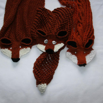 Fox in Love Scarf Cowl
