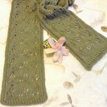 Frangipani Mini Blossoms and Leaves Lace Knit Scarf