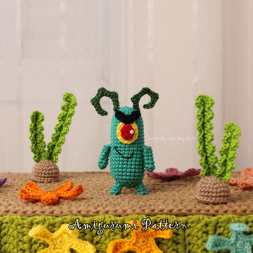 Mini Evil One-Eyed Alien Amigurumi Crochet Pattern – Fanart Inspired (PDF)