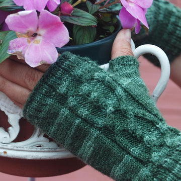 Stoloniferous Fingerless Mitts