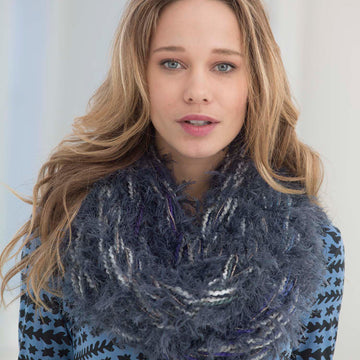 Multi-Yarn Arm Knit Cowl in Lion Brand Vanna's Glamour, Homespun, Unique and Romance - L40010