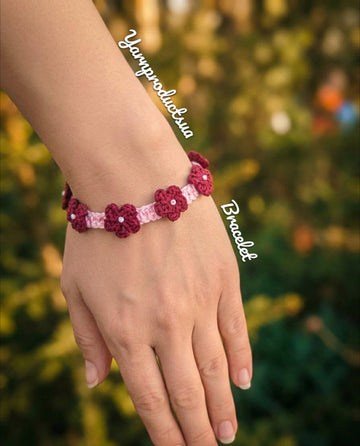 Bracelet flowers spring