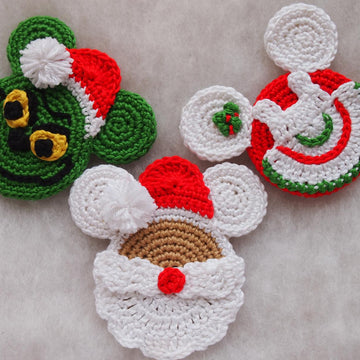 Mr&Mrs Santa Claus and the Grinch
