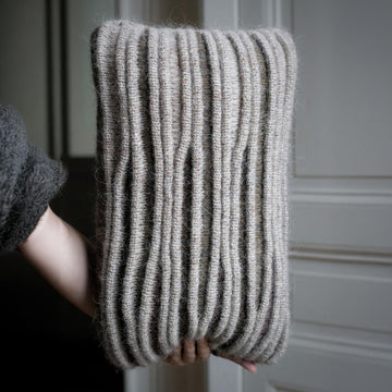 WAVES Cushion