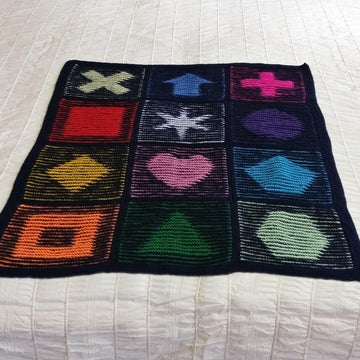Illusion Shapes Blanket