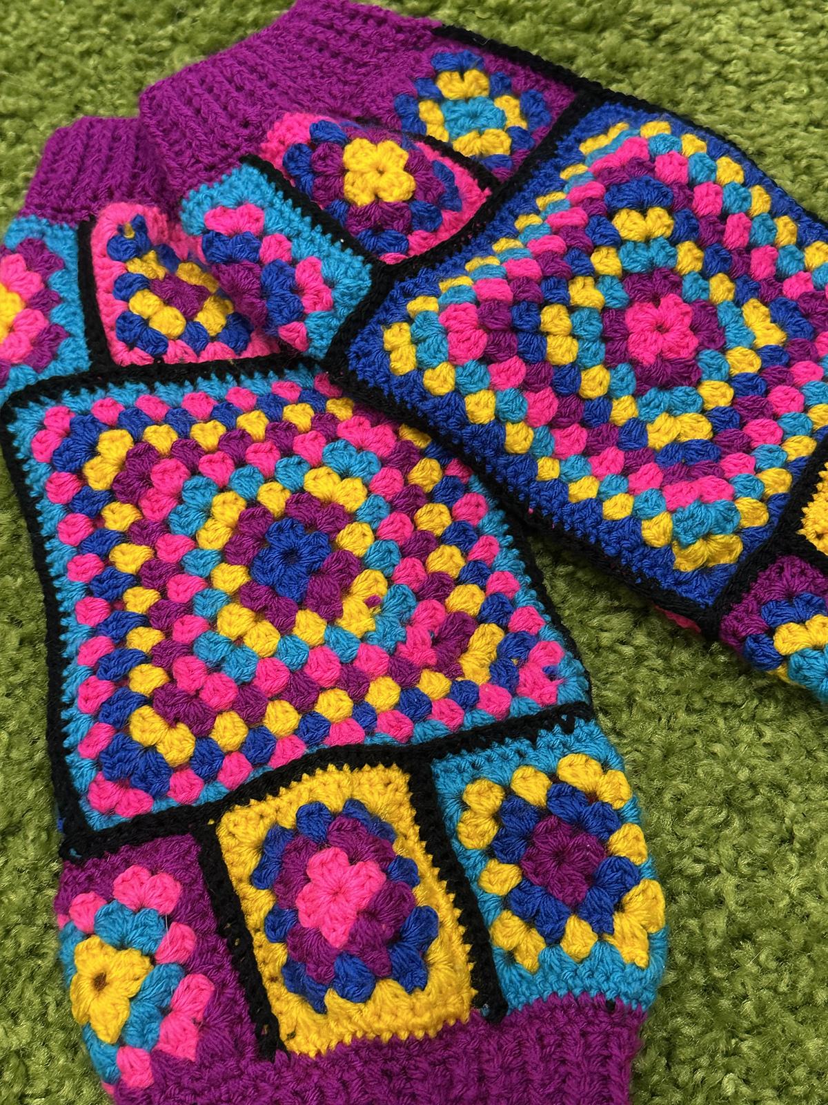 Granny Square Leg Warmers Crochet Pattern