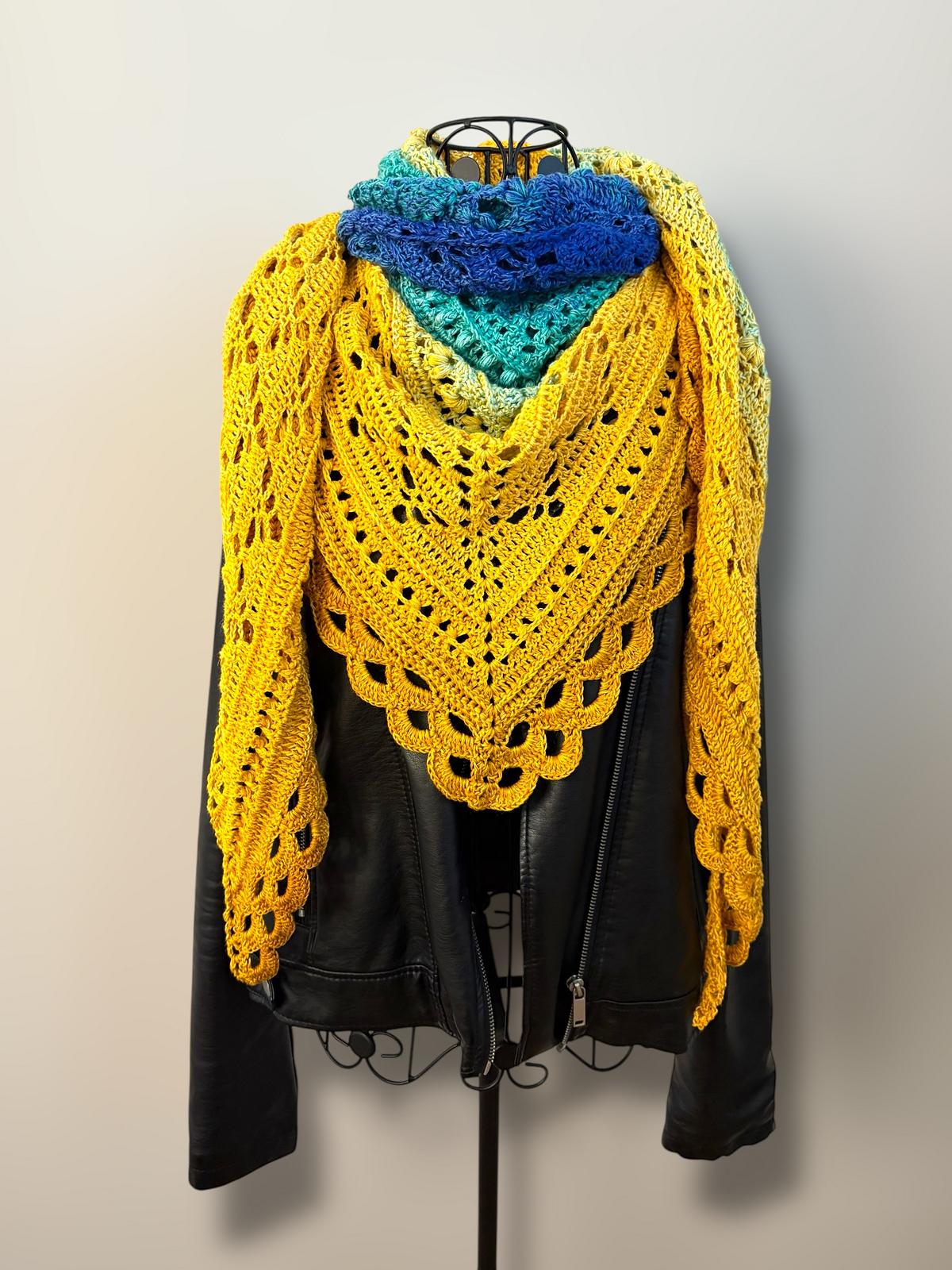 Triangular Scarf "Abia"