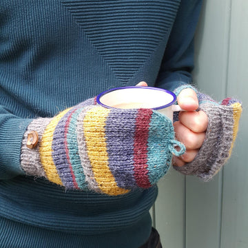 Bobby Hat, Mitts & Scarf