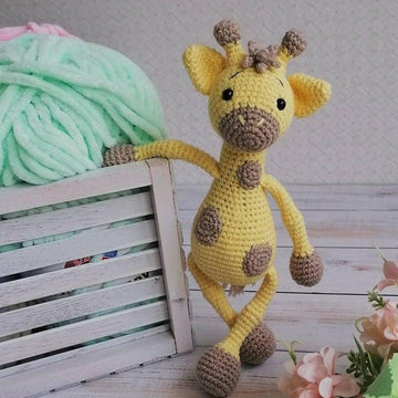 Larry the giraffe