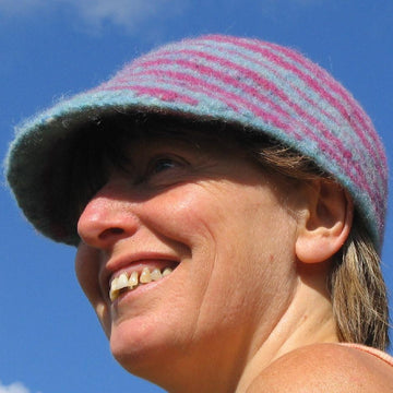 Skybluepink peaked felted cap