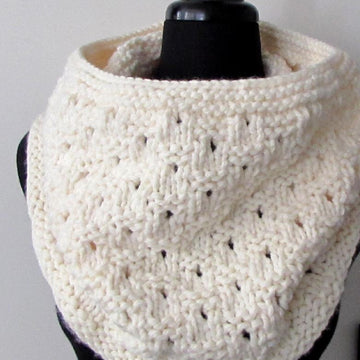 Checkered Dots Chunky Cowl