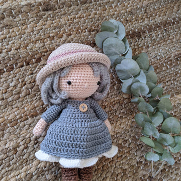 Sophie - Chibi crochet doll pattern