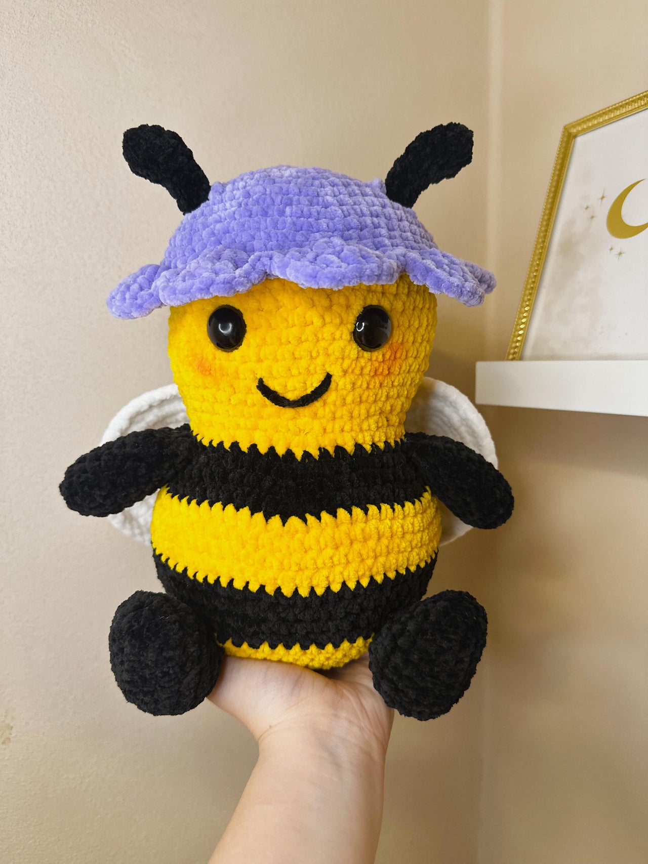 The Bridgerton Bee