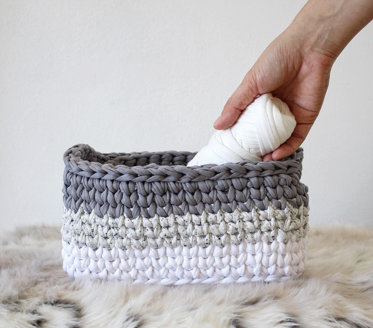 Easy Ombre Rectangle Basket