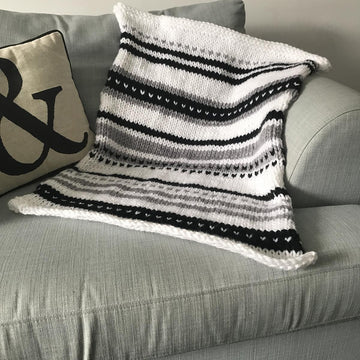 Simple stripe baby blanket