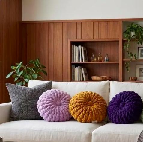 Chunky pillow