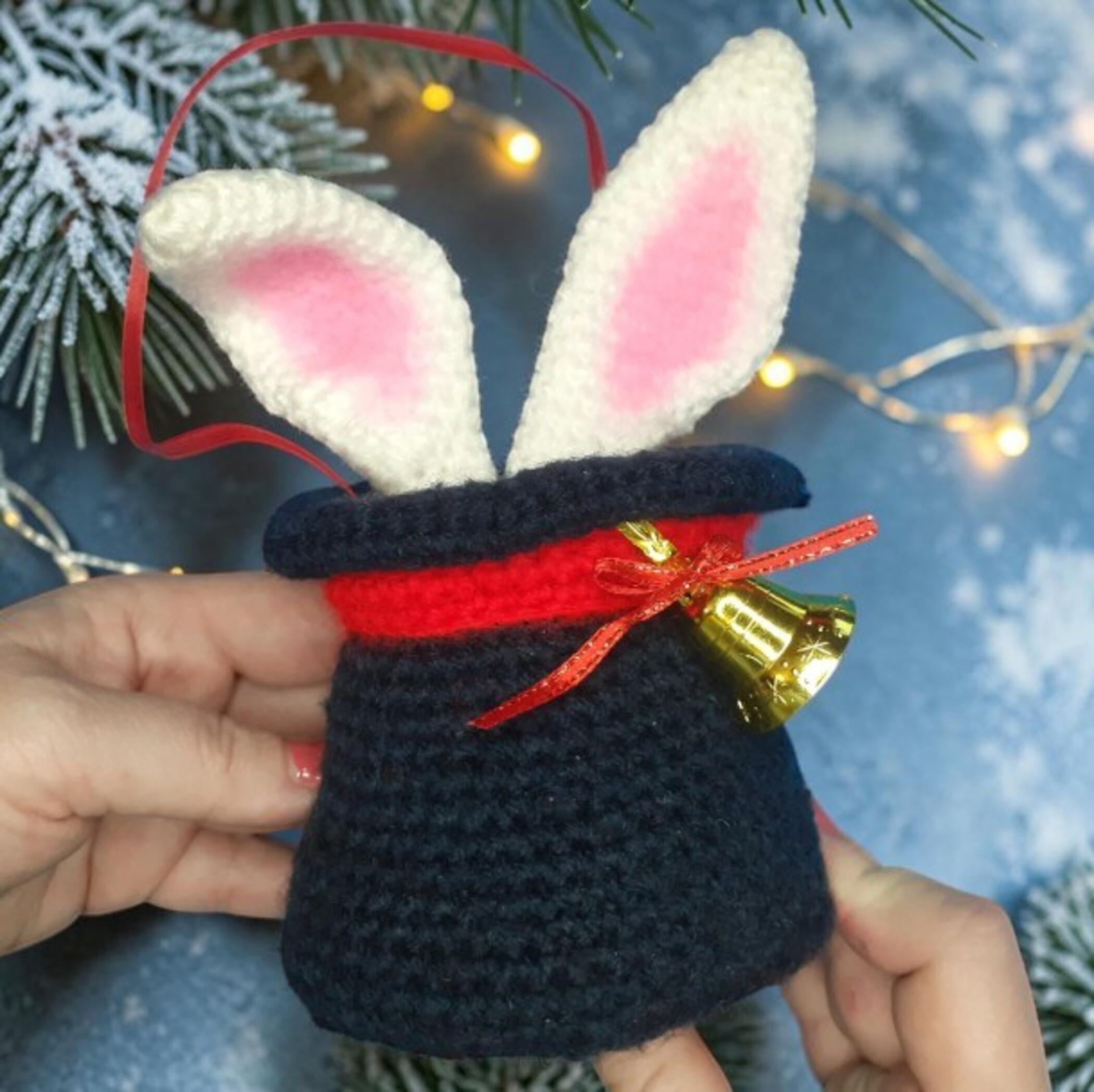 Christmas Rabbit in Magic Hat Crochet Pattern, Crochet Circus Toy, Crochet Bunny Ears, Magician Bunny Tree Ornament